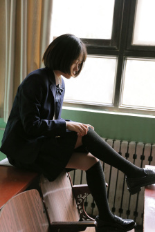 女浴室里赤裸裸洗澡丰满视频